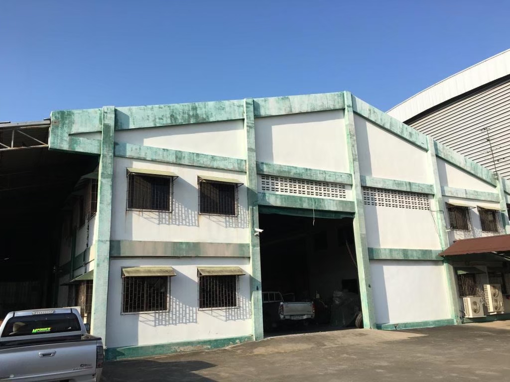 PNM Warehouse on Rama II Road, Bangkok